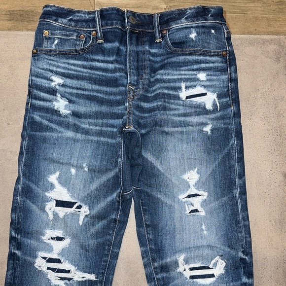 American Eagle Outfitters Move Free Athletic Jeans 30x30 Blue Jeans Destroyed - Picture 1 of 7
